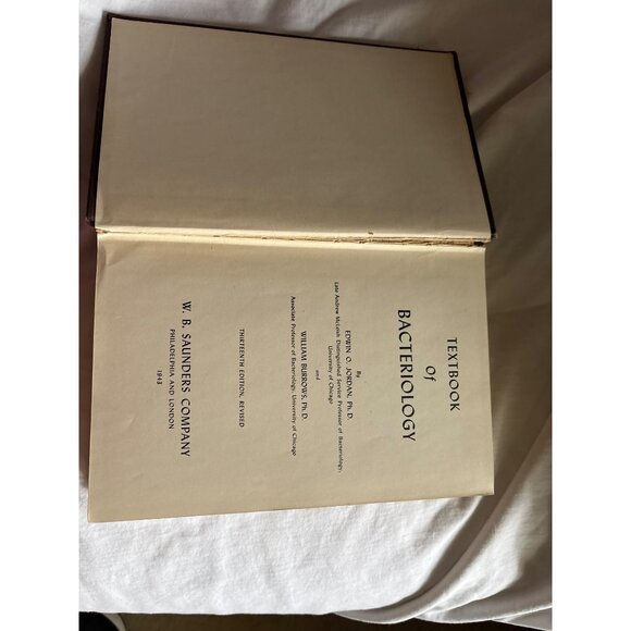 Textbook Of Bacteriology By W.B. Saunders Company 1943 Hardcover 13th Edition - Picture 2 of 15